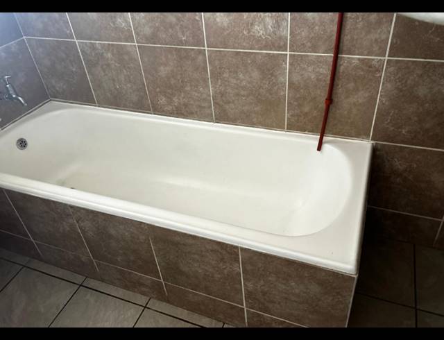 2 BEDROOM APARTMENT FOR SALE IN ALBERTON NORTH